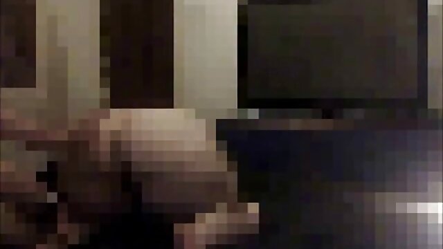 ગ્રૂપ સેક્સ વિડિયોમાં ઉત્તેજિત વરરાજા દ્વારા સેક્સ બીપી વીડીયો સિઝલિંગ રશિયન સ્લટ્સ પોક થાય છે
